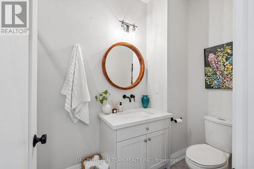 14701 Wilson Avenue, Scugog, ON - Indoor Photo Showing Bathroom