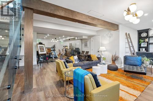 14701 Wilson Avenue, Scugog, ON - Indoor Photo Showing Living Room