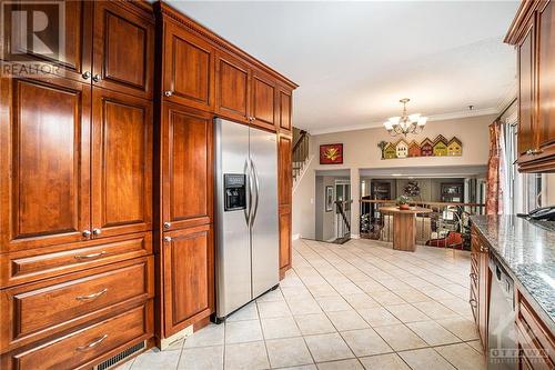 66 Bearbrook Road, Ottawa, ON - Indoor Photo Showing Kitchen