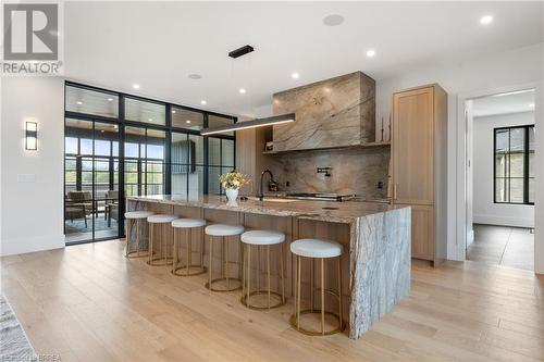 24 Westlake Boulevard, Brantford, ON - Indoor Photo Showing Kitchen With Upgraded Kitchen