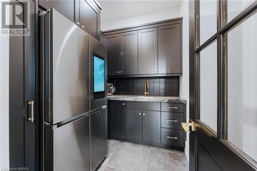 24 Westlake Boulevard, Brantford, ON - Indoor Photo Showing Kitchen