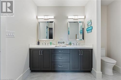 24 Westlake Boulevard, Brantford, ON - Indoor Photo Showing Bathroom