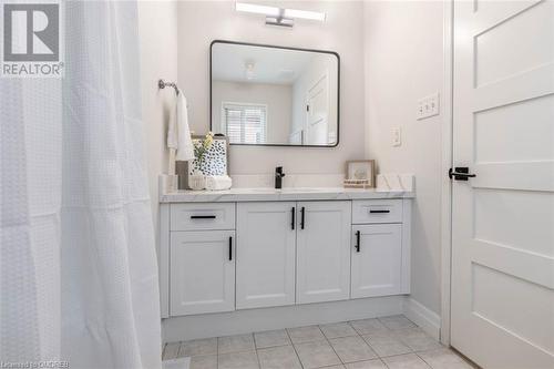 3637 Jorie Crescent, Mississauga, ON - Indoor Photo Showing Bathroom