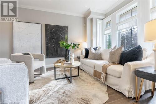 3637 Jorie Crescent, Mississauga, ON - Indoor Photo Showing Living Room