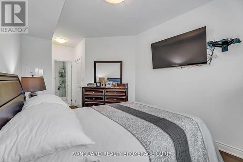 209 - 86 Woodbridge Avenue, Vaughan, ON - Indoor Photo Showing Bedroom