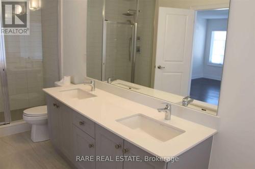 1493 Blackmore Street E, Innisfil, ON - Indoor Photo Showing Bathroom