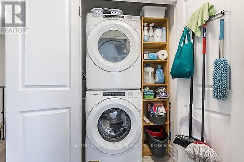 2277 Major Mackenzie Drive, Vaughan, ON - Indoor Photo Showing Laundry Room