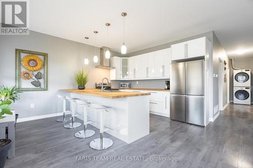 2834 Perry Avenue, Ramara, ON - Indoor Photo Showing Kitchen