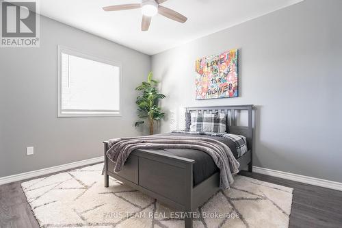 2834 Perry Avenue, Ramara, ON - Indoor Photo Showing Bedroom