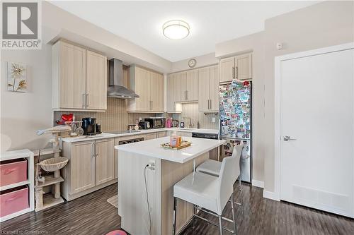 2093 Fairview Street Unit# 408, Burlington, ON - Indoor Photo Showing Kitchen With Upgraded Kitchen