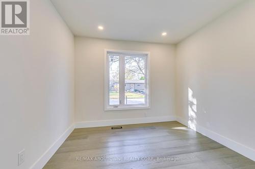 2243 Ingersoll Drive, Burlington, ON - Indoor Photo Showing Other Room