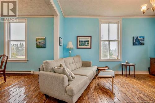 131 Fairfield Road, Sackville, NB - Indoor Photo Showing Living Room