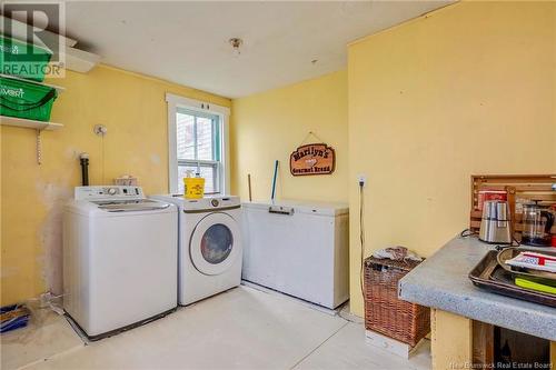 131 Fairfield Road, Sackville, NB - Indoor Photo Showing Laundry Room