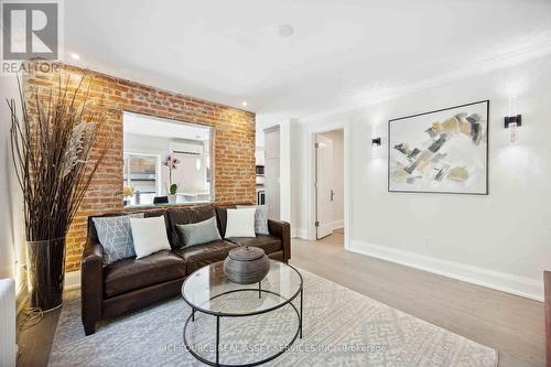 27 Glen Elm Avenue, Toronto, ON - Indoor Photo Showing Living Room