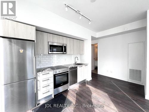 2102 - 28 Wellesley Street E, Toronto, ON - Indoor Photo Showing Kitchen With Upgraded Kitchen