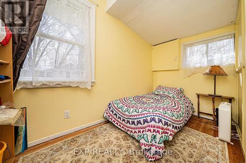 24 Mcrae Beach Road S, Georgina, ON - Indoor Photo Showing Bedroom