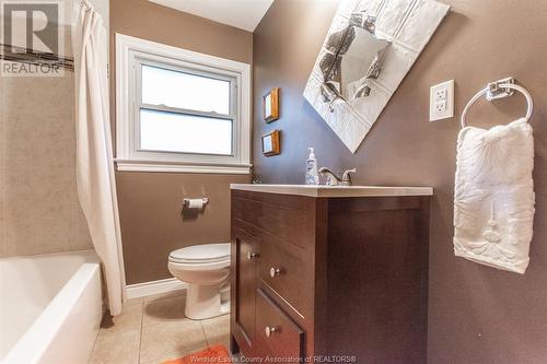 3556 Virginia Park, Windsor, ON - Indoor Photo Showing Bathroom