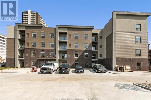 955 Ouellette Avenue Unit# 104, Windsor, ON - Outdoor With Facade