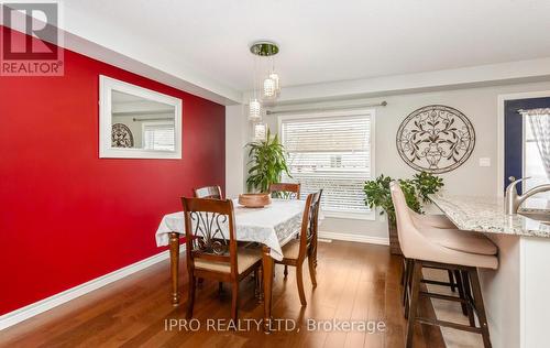 26 Jeffrey Drive, Guelph, ON - Indoor Photo Showing Dining Room