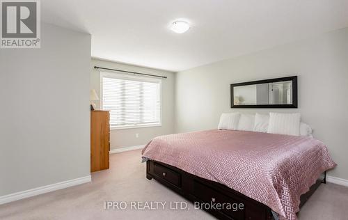 26 Jeffrey Drive, Guelph, ON - Indoor Photo Showing Bedroom