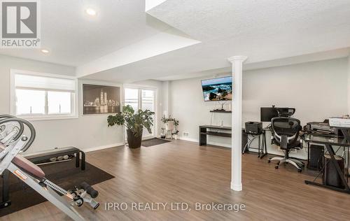 26 Jeffrey Drive, Guelph, ON - Indoor