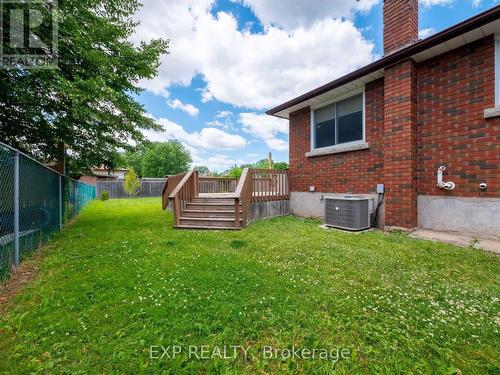 6851 Warden Avenue, Niagara Falls, ON - Outdoor