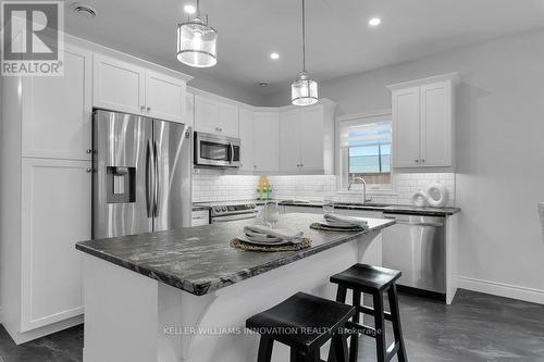 60 - 375 Mitchell Road S, North Perth, ON - Indoor Photo Showing Kitchen With Upgraded Kitchen