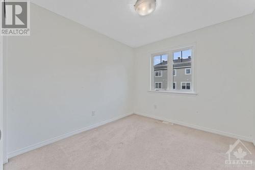 111 Westphalian Avenue, Ottawa, ON - Indoor Photo Showing Other Room