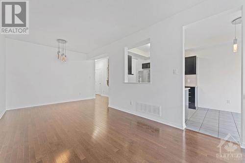 111 Westphalian Avenue, Ottawa, ON - Indoor Photo Showing Other Room