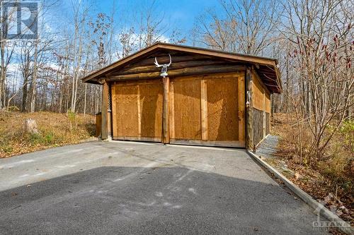 Extra-large detached garage - 921 Norwood Road, Westport, ON - Outdoor