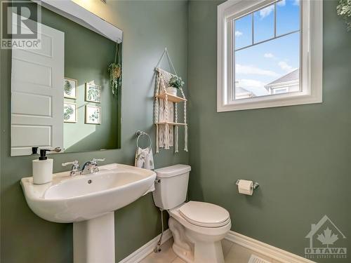 100 Umbra Place, Ottawa, ON - Indoor Photo Showing Bathroom