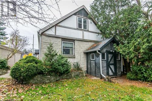 80 Highland Road W, Kitchener, ON - Outdoor