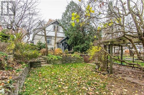 80 Highland Road W, Kitchener, ON - Outdoor