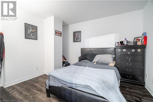 135 James Street Unit# 1115, Hamilton, ON - Indoor Photo Showing Bedroom