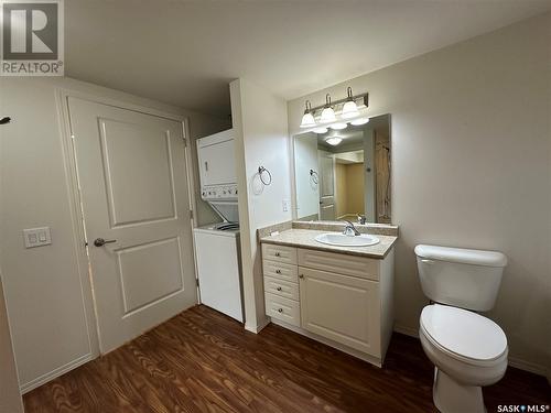 224 910 Main Street, Humboldt, SK - Indoor Photo Showing Bathroom