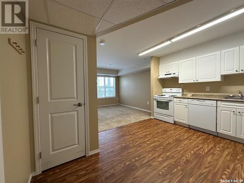 224 910 Main Street, Humboldt, SK - Indoor Photo Showing Kitchen