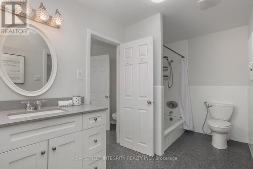 10 Stuart Avenue, Toronto, ON - Indoor Photo Showing Bathroom