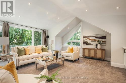 10 Stuart Avenue, Toronto, ON - Indoor Photo Showing Living Room