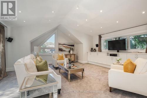 10 Stuart Avenue, Toronto, ON - Indoor Photo Showing Living Room