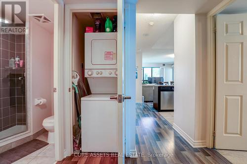 2306 - 19 Grand Trunk Crescent, Toronto, ON - Indoor Photo Showing Laundry Room