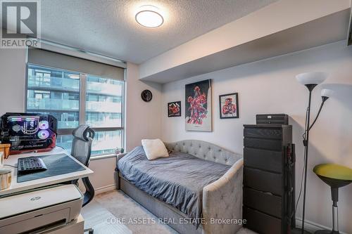 2306 - 19 Grand Trunk Crescent, Toronto, ON - Indoor Photo Showing Bedroom