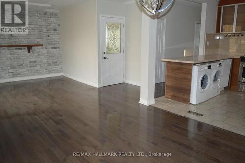 Main - 45 Aurora Heights Drive, Aurora, ON - Indoor Photo Showing Laundry Room