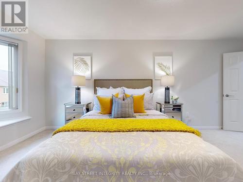 17 Winn Place, Aurora, ON - Indoor Photo Showing Bedroom