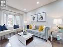 17 Winn Place, Aurora, ON  - Indoor Photo Showing Living Room 