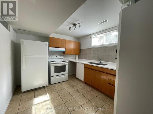 Lower - 25 Glenridge Road, Barrie, ON - Indoor Photo Showing Kitchen With Double Sink