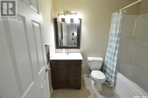 101B Cruise Street, Saskatoon, SK - Indoor Photo Showing Bathroom