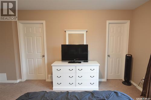 101B Cruise Street, Saskatoon, SK - Indoor Photo Showing Bedroom