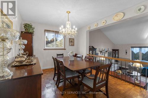 107 Royal Palm Drive, Brampton, ON - Indoor Photo Showing Dining Room