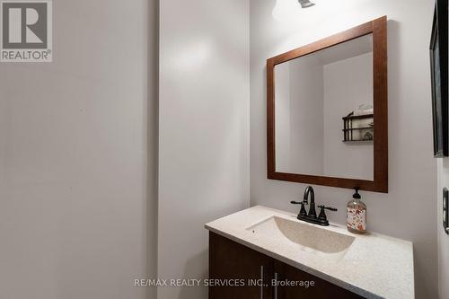 107 Royal Palm Drive, Brampton, ON - Indoor Photo Showing Bathroom