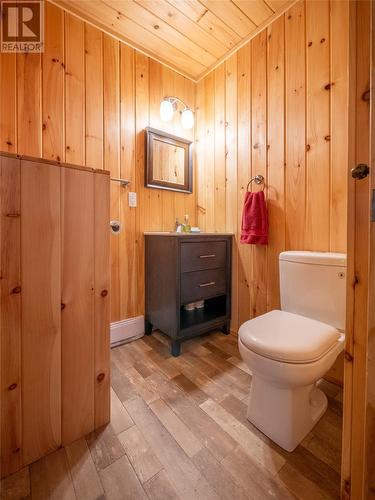 139 Broad Lake, Bellevue, NL - Indoor Photo Showing Bathroom